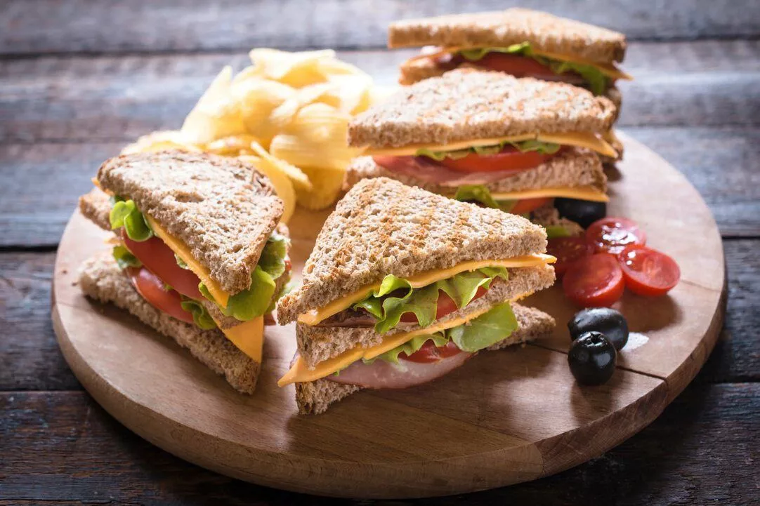 Подробнее о статье Празднуем день сендвичей: удивительные и необычные факты